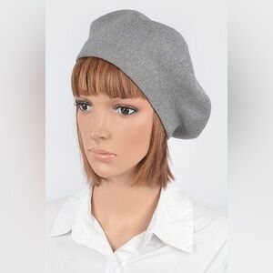 Classic Gray Cashmere Beret